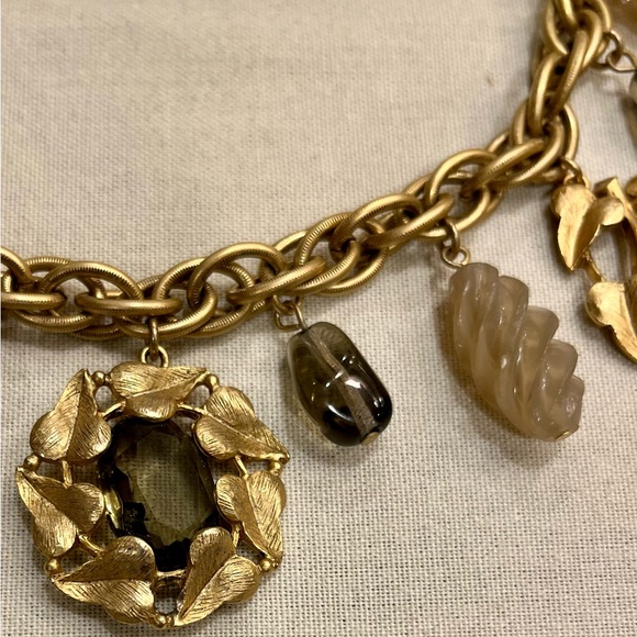 Vintage Gold Charm Choker - Picture 10 of 16